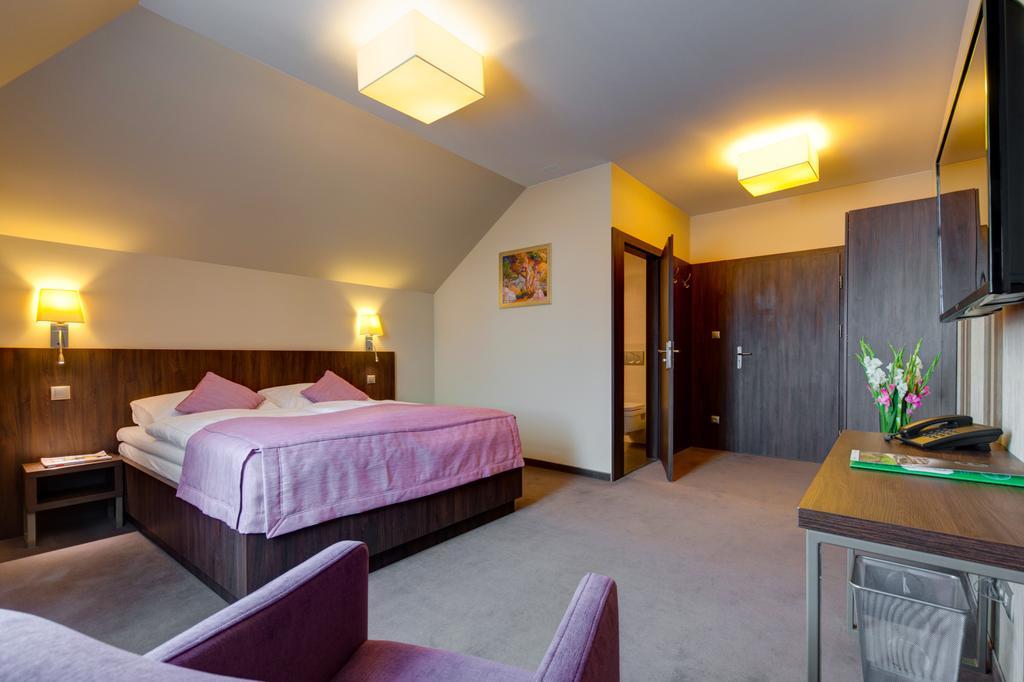 Hotel Figa Plewiska Room photo